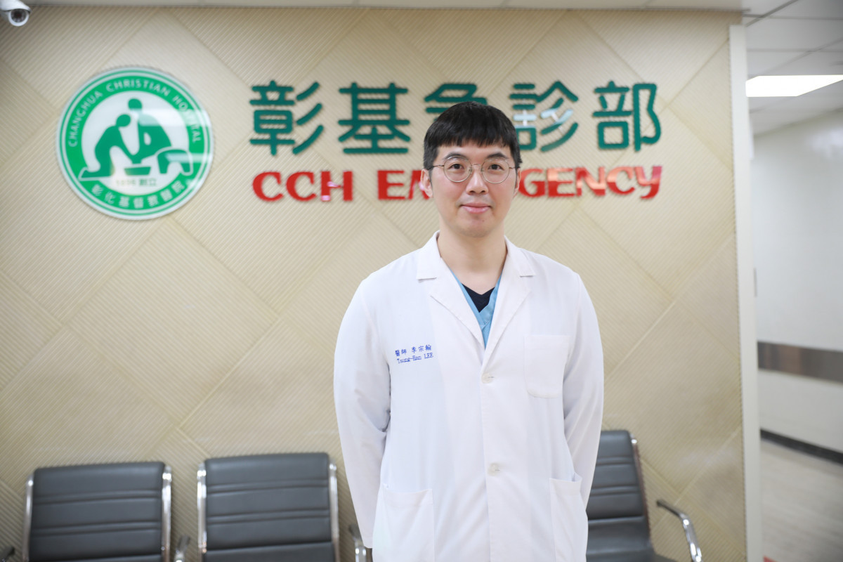 李宗翰主任表示,極端氣候,溫差很大,平日可參考洋蔥式穿搭方便穿脫並增加保暖度。圖/彰基醫院提供