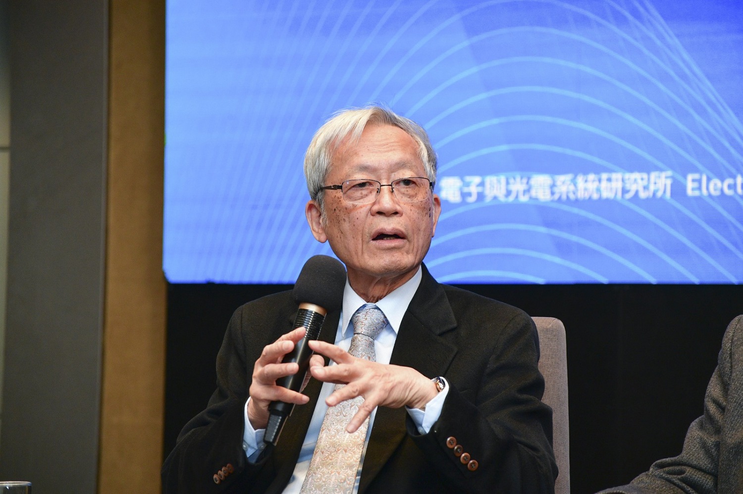 工研院前董事長史欽泰分享「ERSO」精神與文化的傳承。(記者/黃溎芬翻攝)