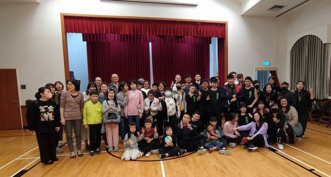 光照世人活動暖心登場 鐵盒子樂團傳遞希望與愛