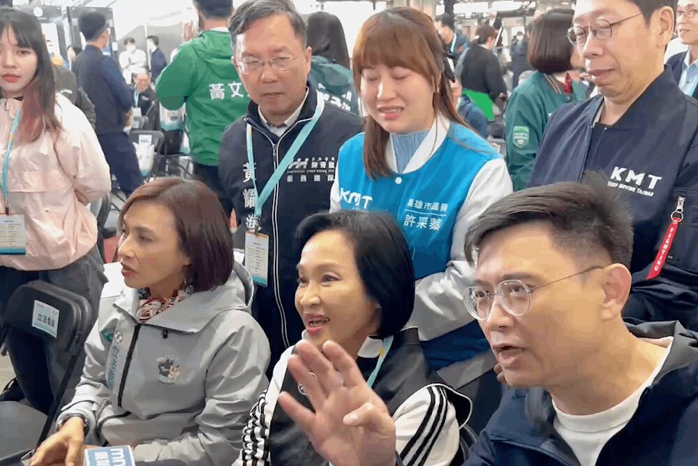 賴瑞隆為批財劃法再槓柯志恩 嗆見一次、說一次 202 照片來源:賴瑞隆影片截圖