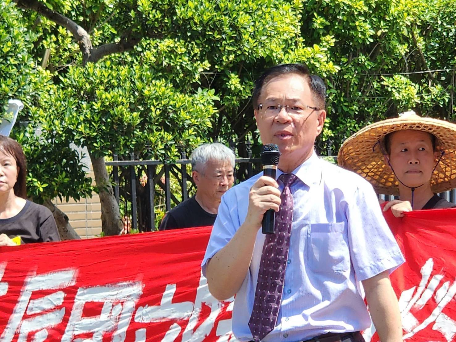 張啓楷指出,蘇當過農業縣雲林縣長、立委,希望對農民和農業能有所幫助,避免政治力傷害專業。(圖/張啓楷國會辦公室)