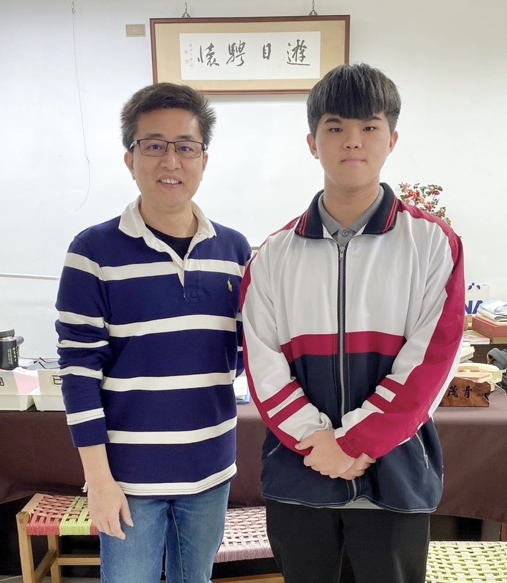 漾新聞|六龜高中創校首位臺大生 翼友福逆境書寫傳奇