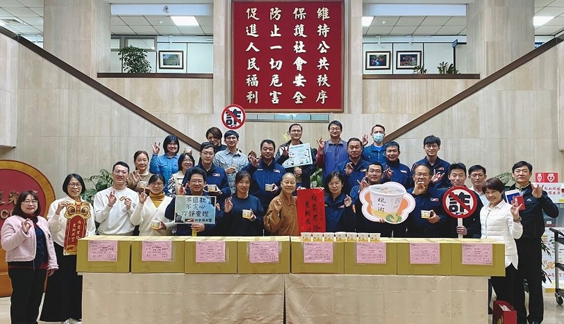 佛光山臺北道場蒞北市保大拜會 暖心臘八粥傳遞關懷