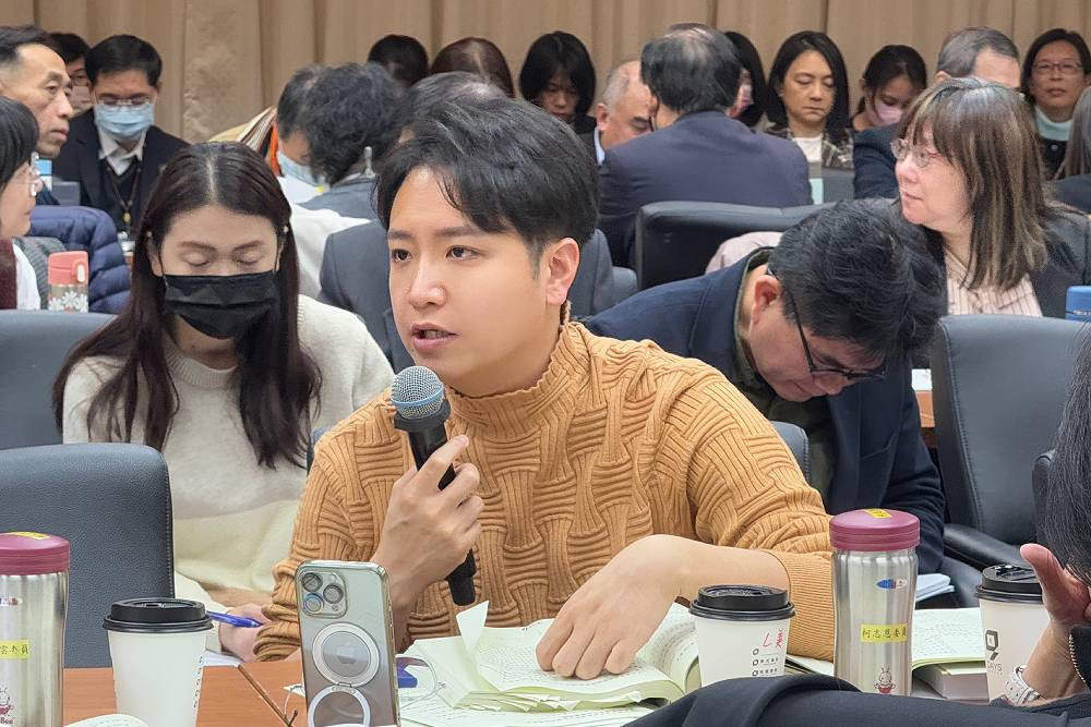羅廷瑋盼國漫館史料更豐富 李遠喊:台漫2027年超越日韓 230 羅廷瑋盼國漫館史料更豐富 李遠喊:台漫2027年超越日韓 229