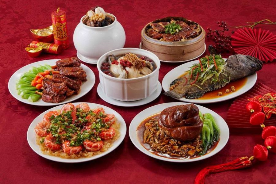 「蛇」舞春風迎新年! 高雄知名飯店推年菜搶商機