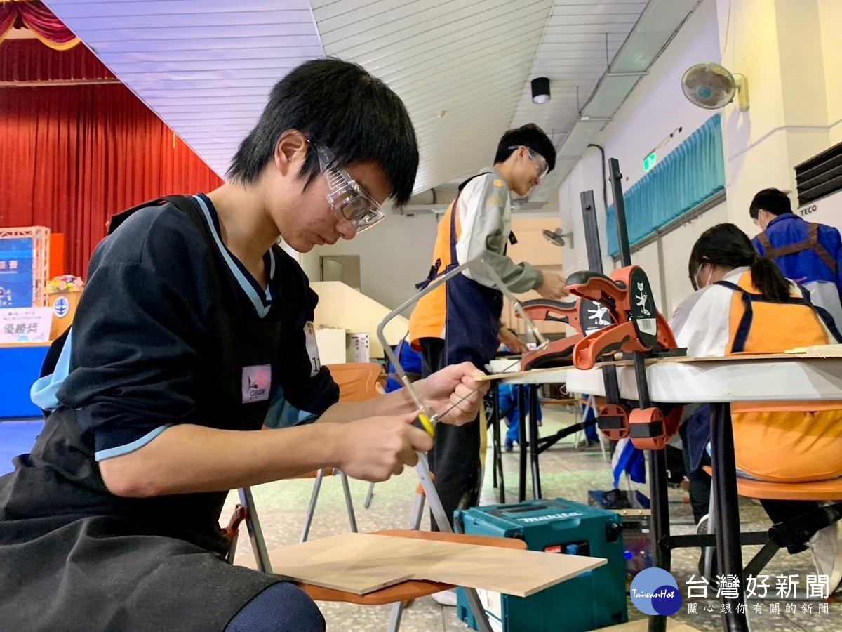 國中生活科技創作競賽。(圖/縣府提供)