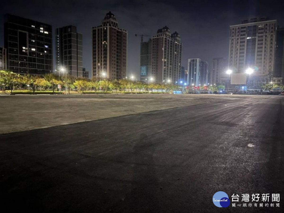 桃園跨年演唱會散場,環保局徹夜清運迅速復原。