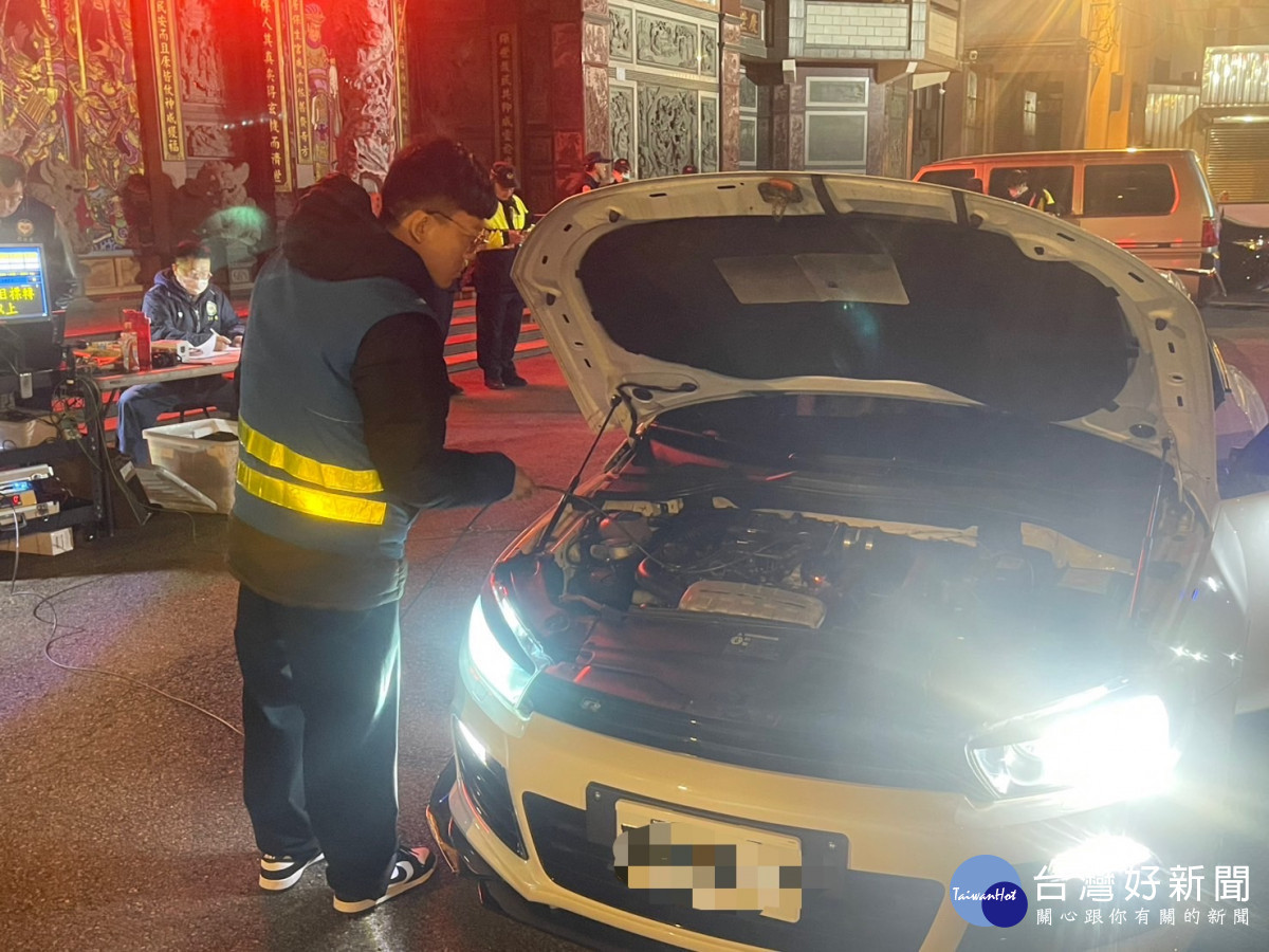 楊梅警分局跨年夜強力執法,永安漁港飆車歪風有效遏止。<br /><br /> <br /><br />