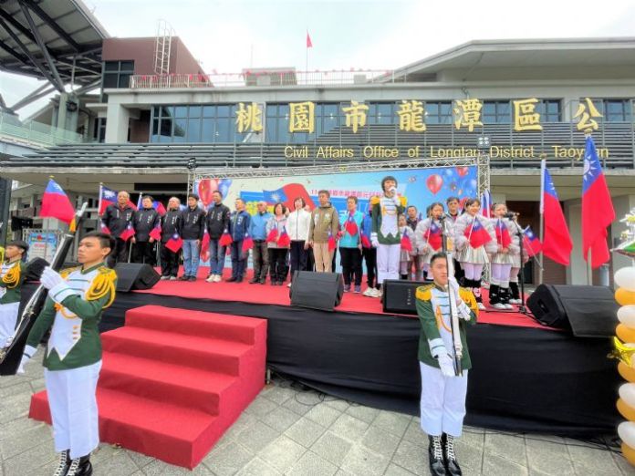 龍潭區元旦升旗典禮 聚焦年輕活力與世代傳承 64 20250101111454704