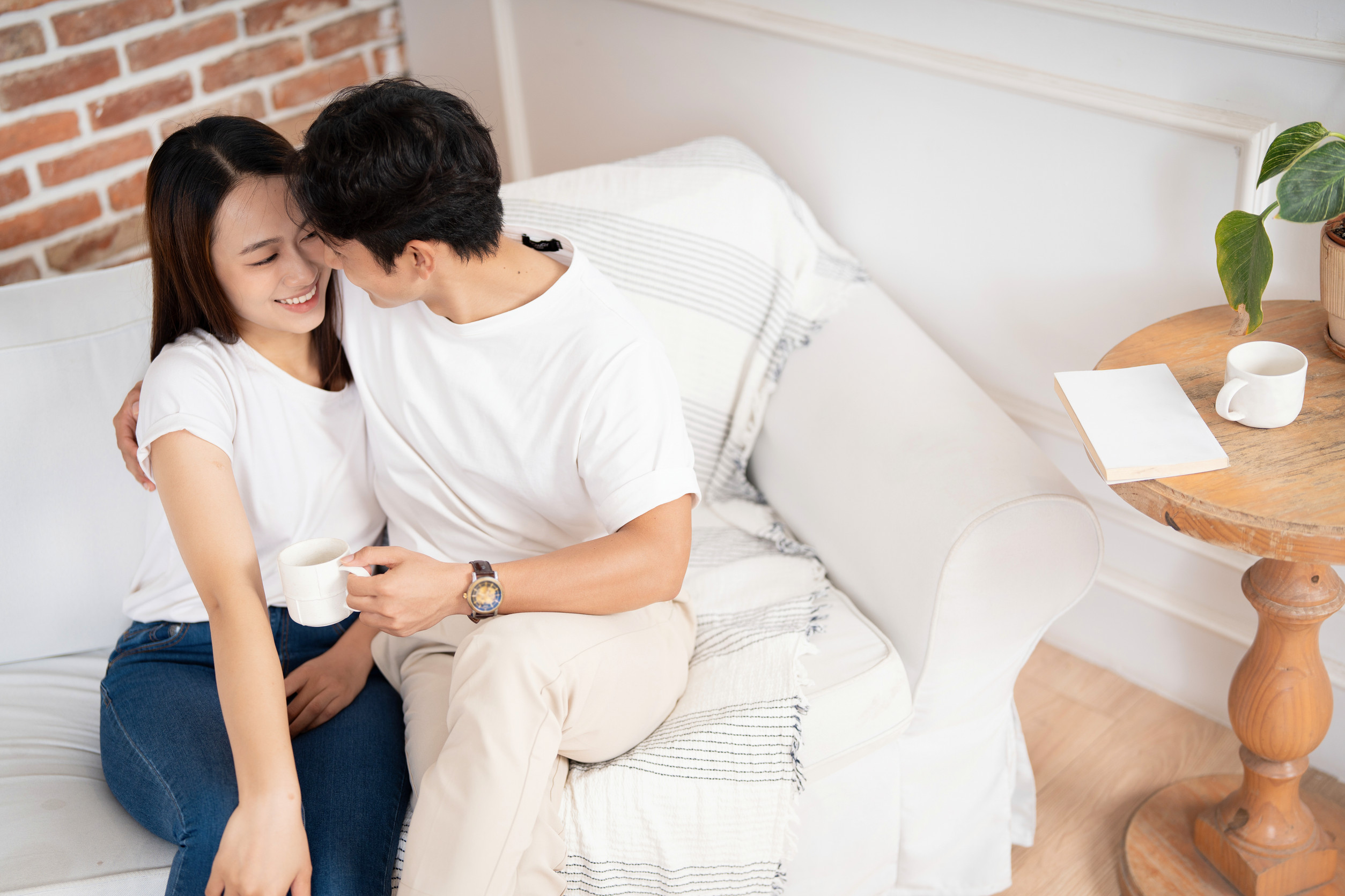 【莉亞夫人的會客室】父母不同意交往、同居男友收回鑰匙 應該分手嗎? 【莉亞夫人的會客室】父母不同意交往、同居男友收回鑰匙 應該分手嗎?