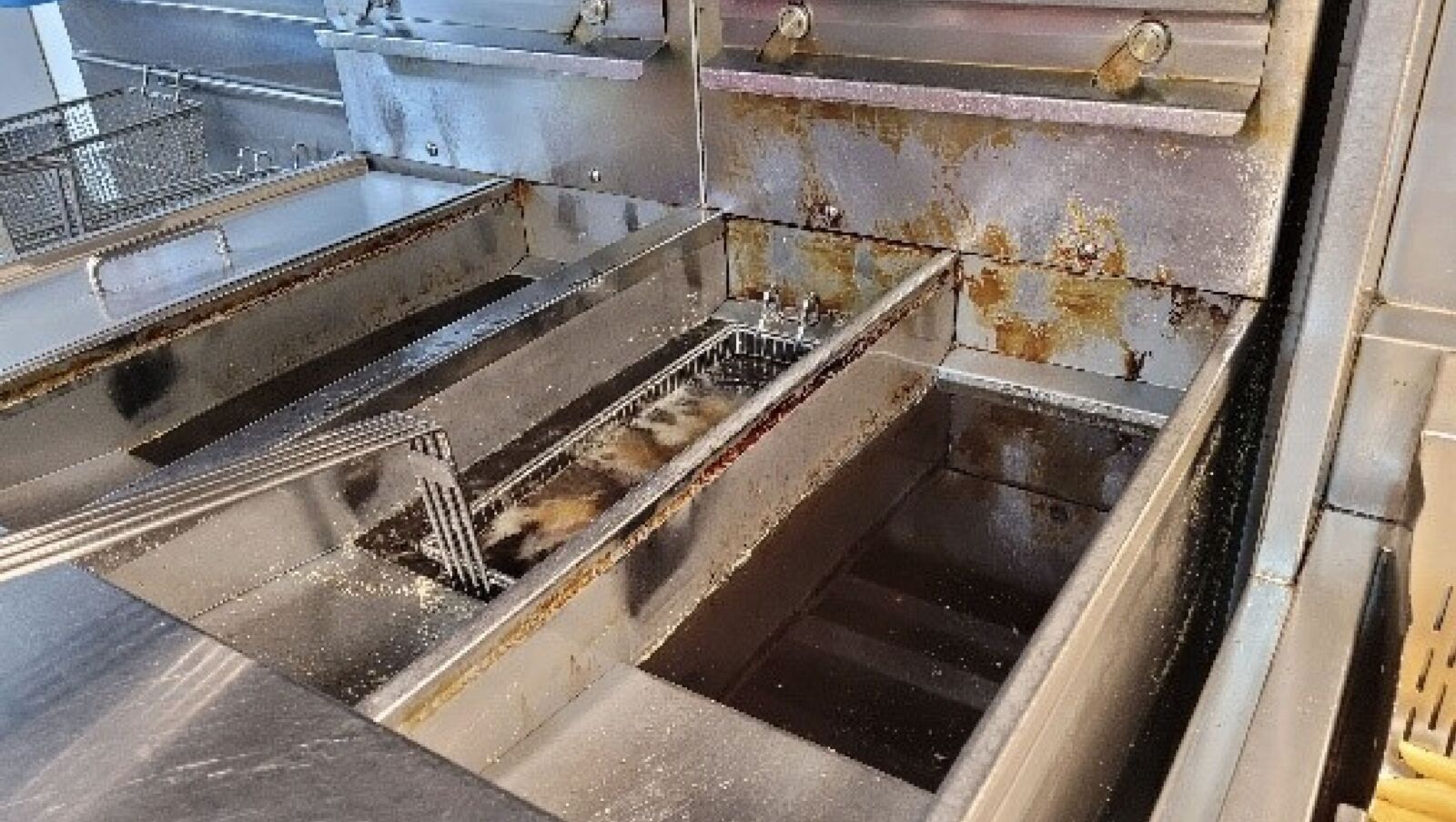 肯德基驚爆炸雞混入「乾燥劑」 北市最新稽查！現場抓到1缺失 195