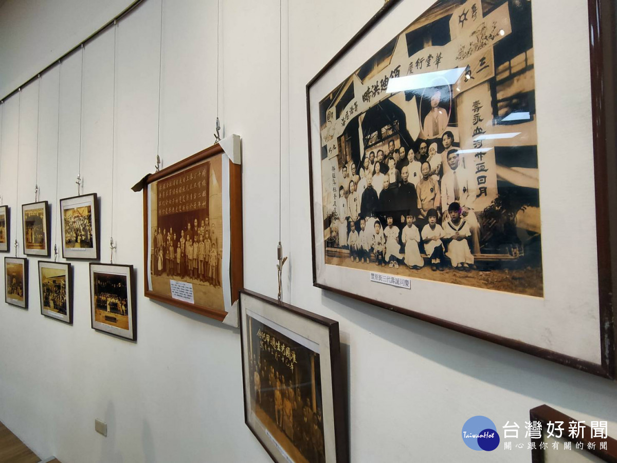 臺灣喜壽古文物展「雙喜臨門」，懷舊傳統婚禮與祝壽慶典吉祥物。圖／記者鄧富珍攝