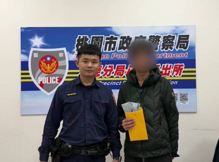 拾金不昧!熱心民眾路上撿1萬9 暖送警局秒找回失主 66 720174 0