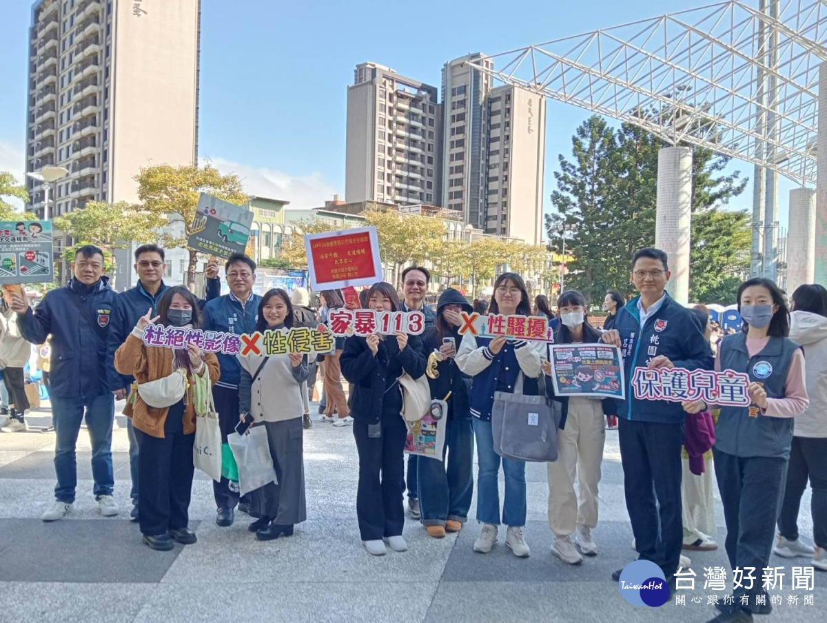 桃園分局向民眾分享詐騙案例及解析相關破解方法，避免民眾受騙上當。