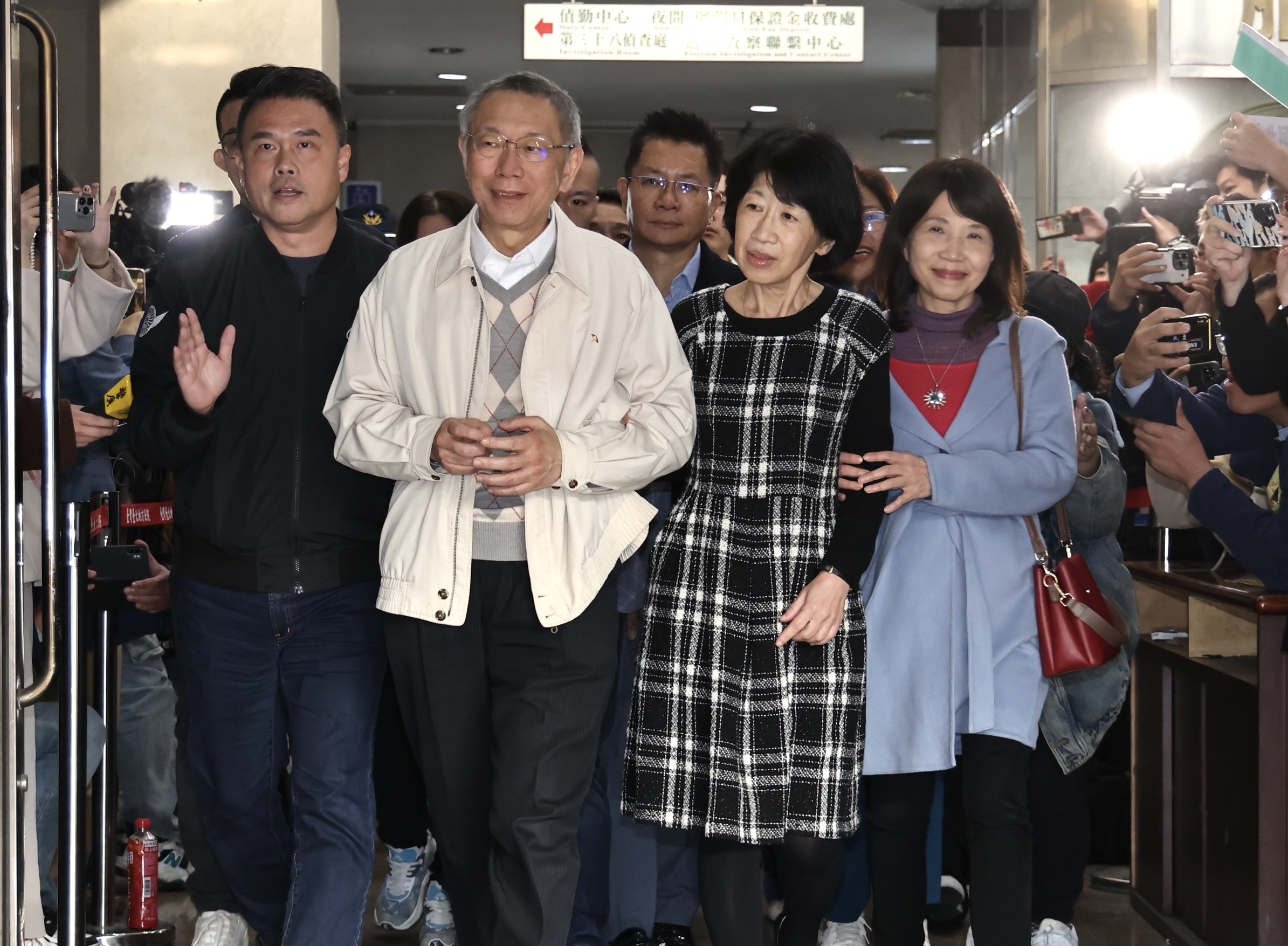 柯文哲上月底裁定7千萬交保,陳佩琪親自到法院辦交保。資料照片/林啟弘攝