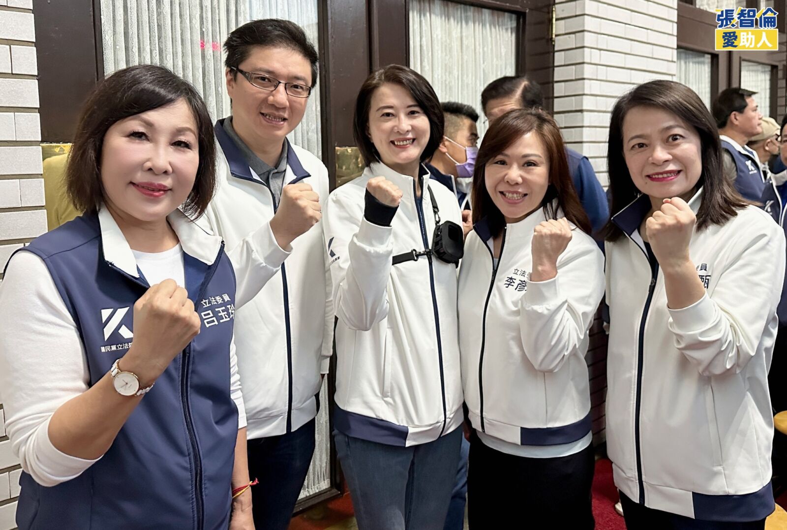 柯建銘喊罷免41藍委 許宇甄批威權、李彥秀直指與總統爭話語權 196 柯建銘喊罷免41藍委 許宇甄批威權、李彥秀直指與總統爭話語權 195