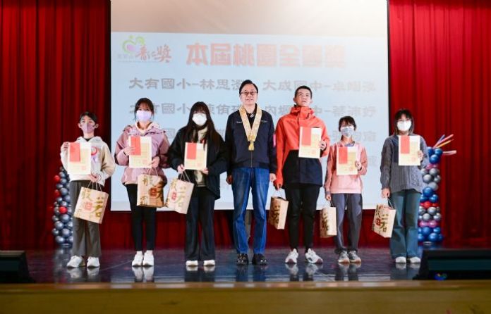 逆境中追夢!靈鷲山桃園普仁獎揭曉 146名學子獲肯定 71 20250104134730548