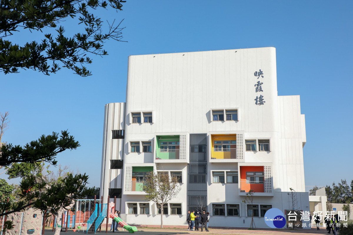 梧南國小映霞樓落成啟用。