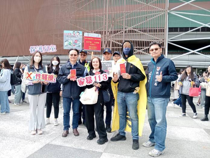 韓團「FNC」桃園開唱 警方宣導識詐與交通安全 75 471884 0