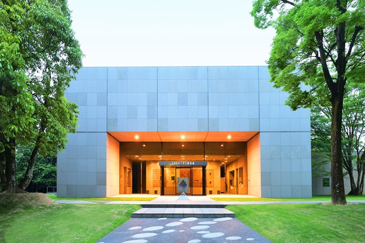 「中富紀念藥博物館」成立於1995年,是久光製藥為了守護傳承「日本的藥物文化」而在創業的田代地區所開設。 圖:佐賀縣觀光連盟/提供