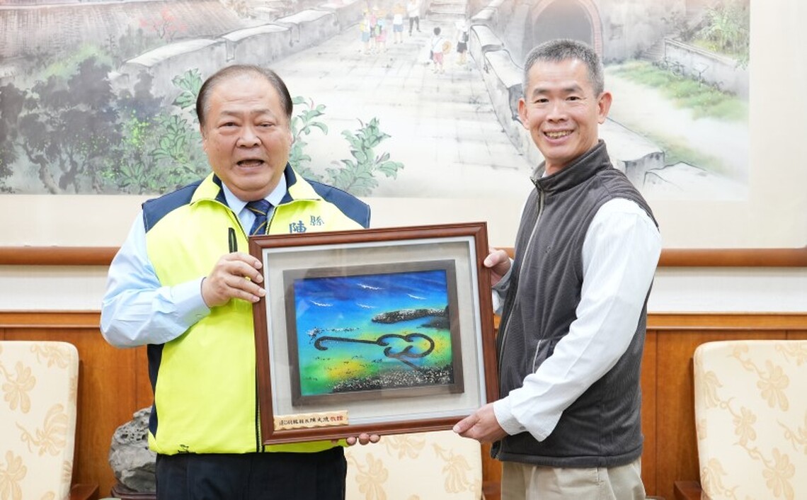 澎湖子弟吳巡龍檢察官榮陞法務部司法官學院院長 陳光復致贈祝福