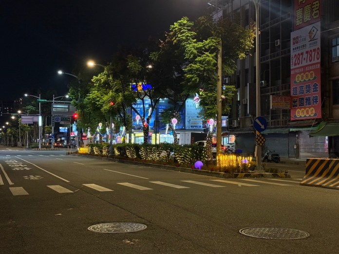 中壢明德路華麗變身 童趣燈飾點亮迎接2025台灣燈會 69 123 3