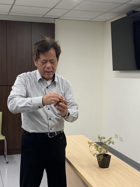 環管署顏旭明署長表示要落實「巡、倒、清、刷」（記者黃楸玲／攝影）