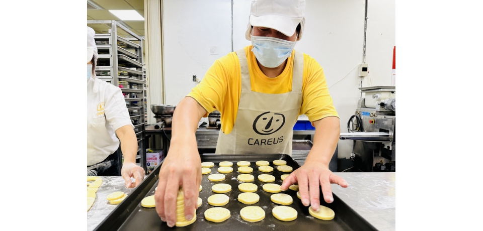 喜憨兒餅乾鐵盒上架通訊軟體 輕鬆傳遞祝福同時支持公益