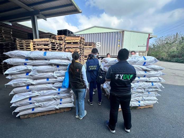桃園環保局農曆年前啟動稽查 防堵工業用化學品非法添加於食品 74 15