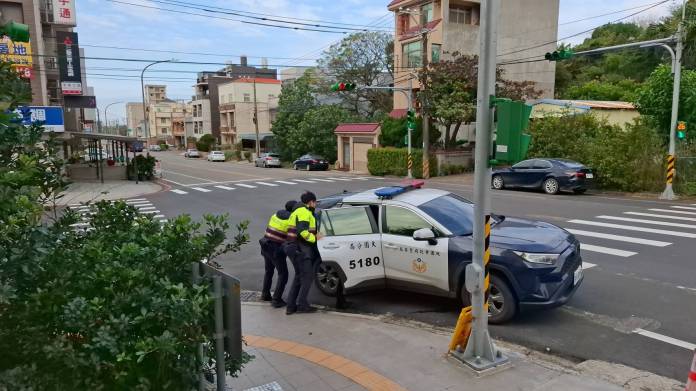 年關將近提領大筆現金 大園警:可申請護鈔 77 320649 0
