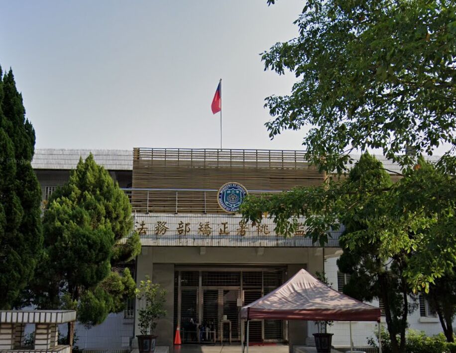 少觀所爆凌虐醜聞　3人聯手逼少年「生吞蟑螂+吃飯配尿+牙刷捅菊花」 211