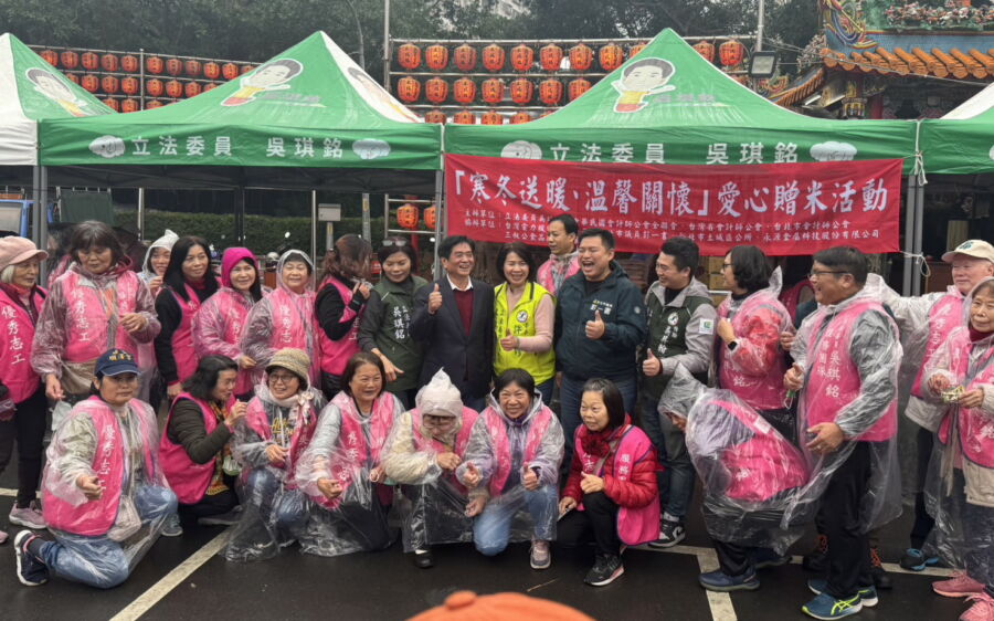 圖/此次送暖活動展現善心不分你我,也為社會注入更多正能量。(立委吳琪銘辦公室提供)
