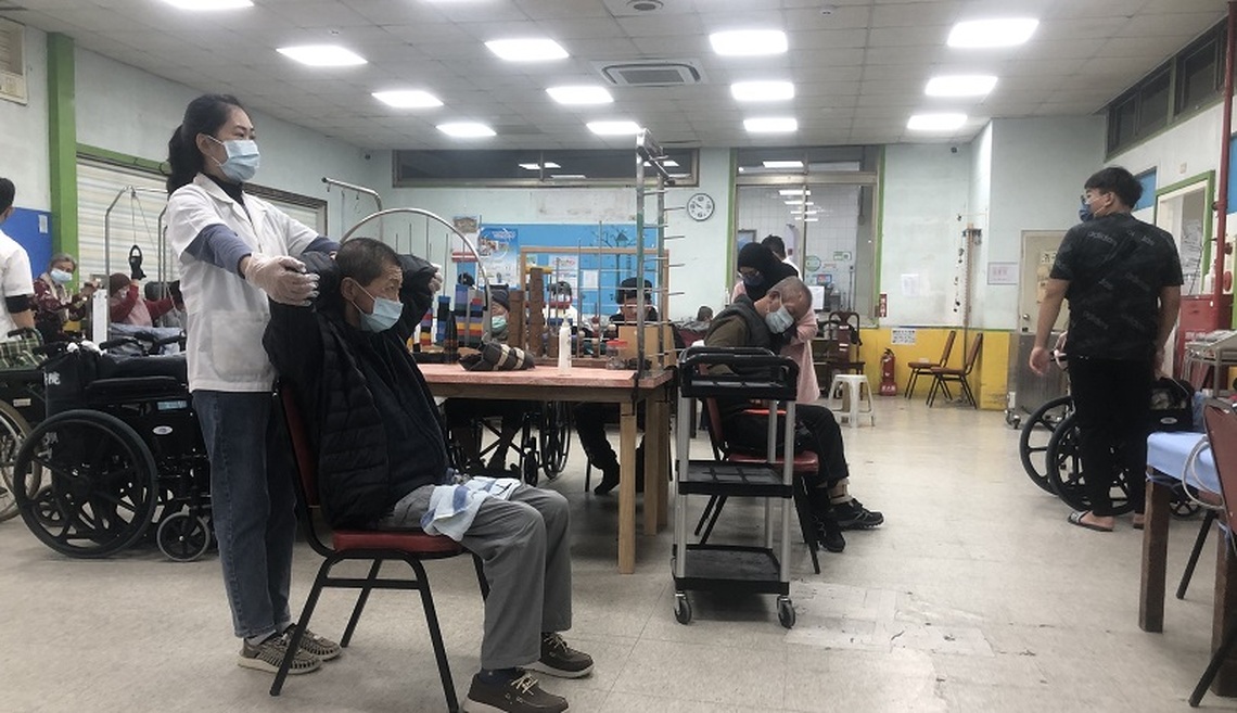 洪國瑋醫師:三少二多遠離中風