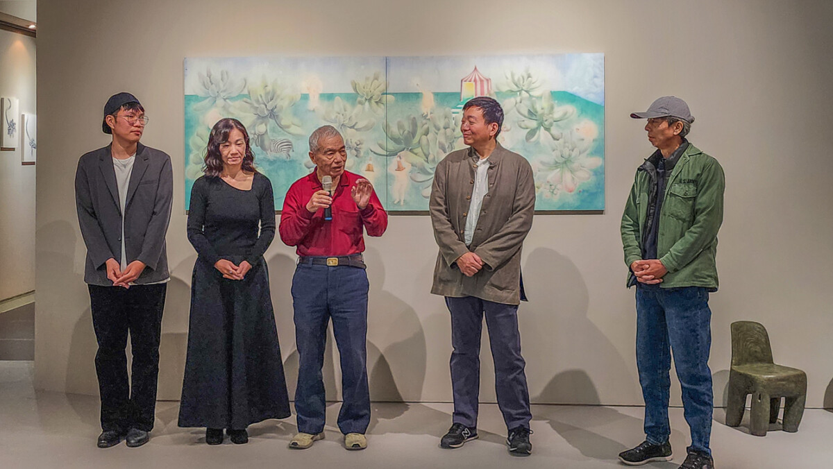▲「煉 席」一展由陶藝家宋弦翰、蔡依儒,木作職人王飛明、新秀藝術家蕭聖瑋聯手展出。(圖/記者黃淑貞攝)