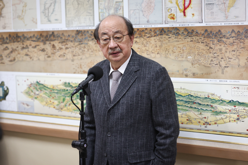 民進黨立院黨團總召柯建銘以為「111」是光棍節,酸民眾黨及國民黨以後會變光棍黨。圖/中央社