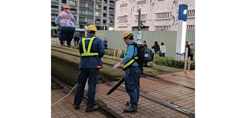寒假與春節將至  高雄輕軌加強路口軌道區清潔維護 喜迎運量高峰