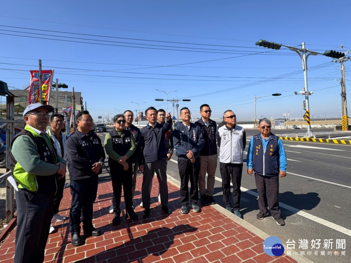 地方建議縣道164線重要路段應增設閃黃燈,嘉義縣長翁章梁表示將會勘改善/嘉義縣府提供
