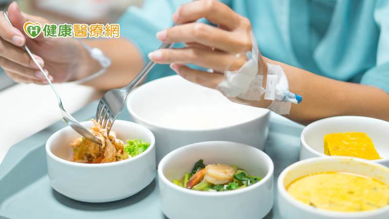 癌症化療前、中、後飲食該注意哪些?胃口不好怎麼辦? 營養師解答!