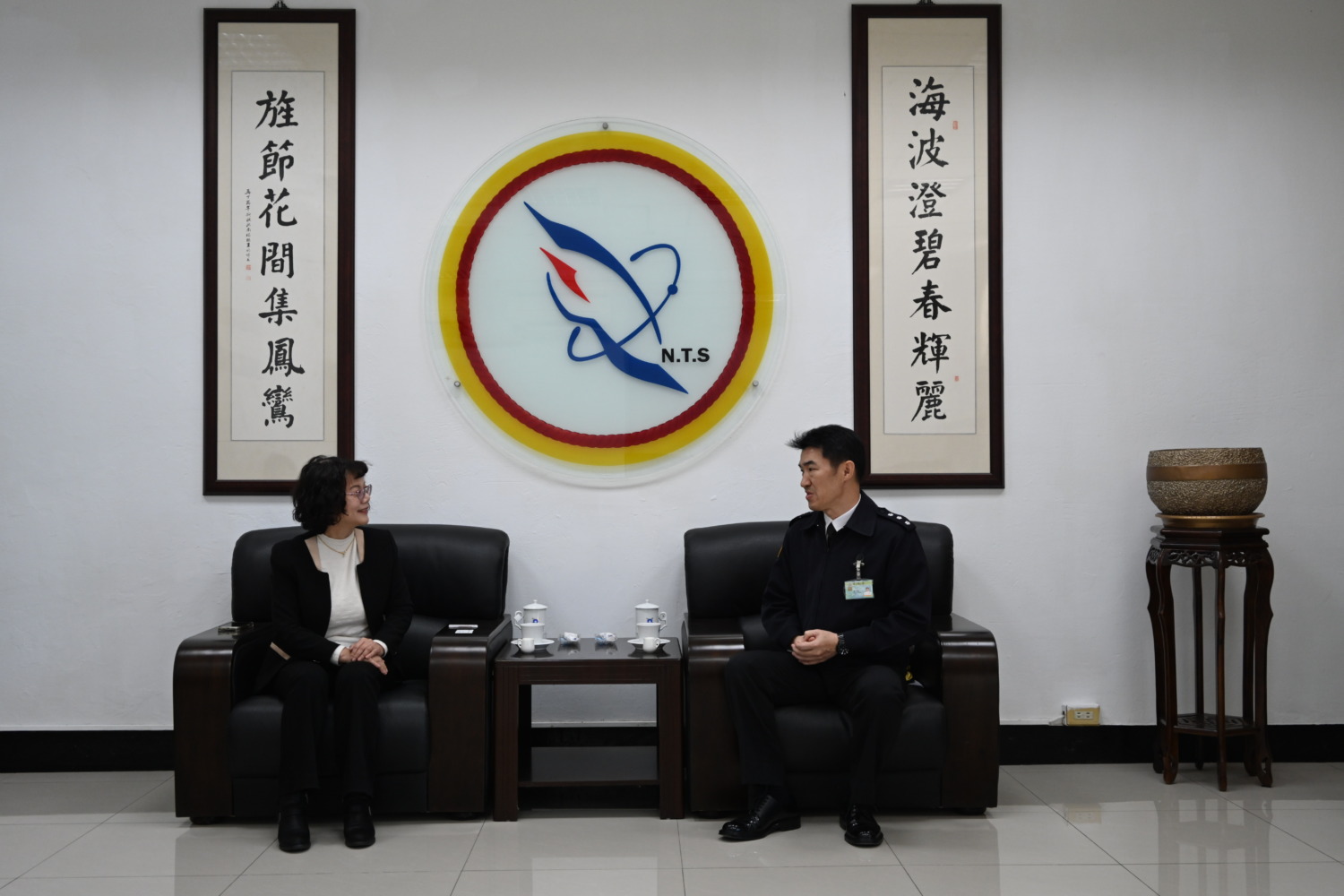 高雄空大校長陳月端率團拜會海軍技術學校 強化合作，持續推動軍職專班