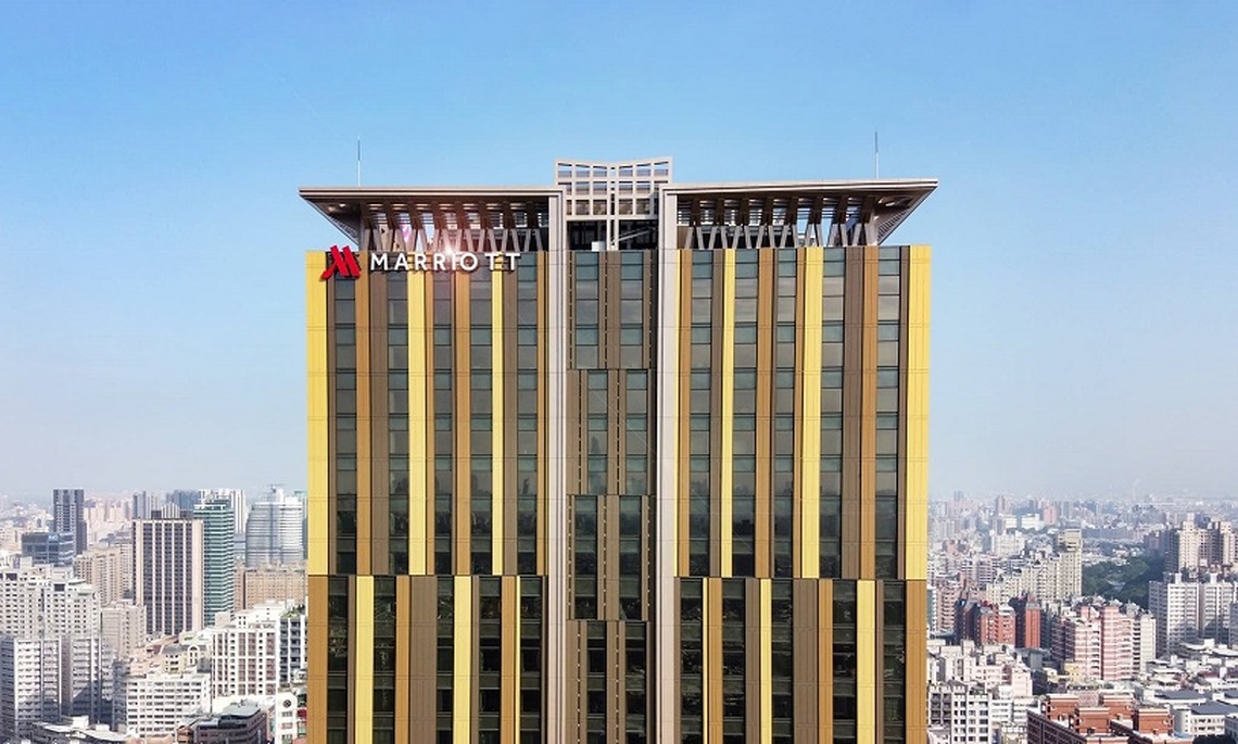 金蛇迎春!預訂高雄萬豪酒店享新春餐飲盛宴 中西饗宴、年菜外帶、海陸及蔬食 Buffet 一應俱全