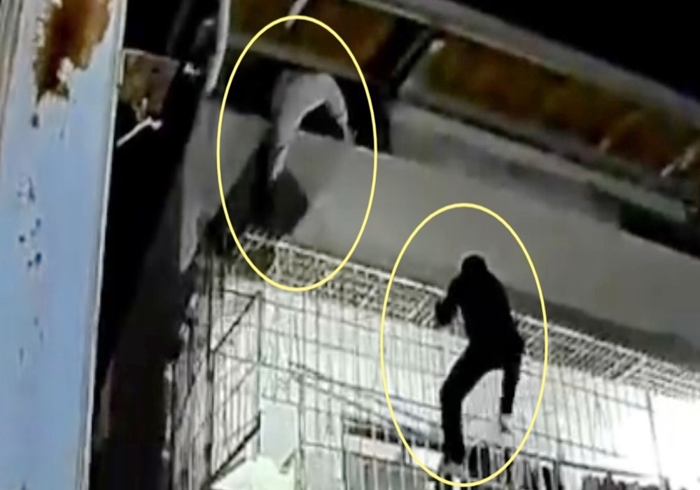 見警慌張扮蜘蛛人爬屋頂 蘆洲警上下包抄逮2失聯移工 199 24825011401