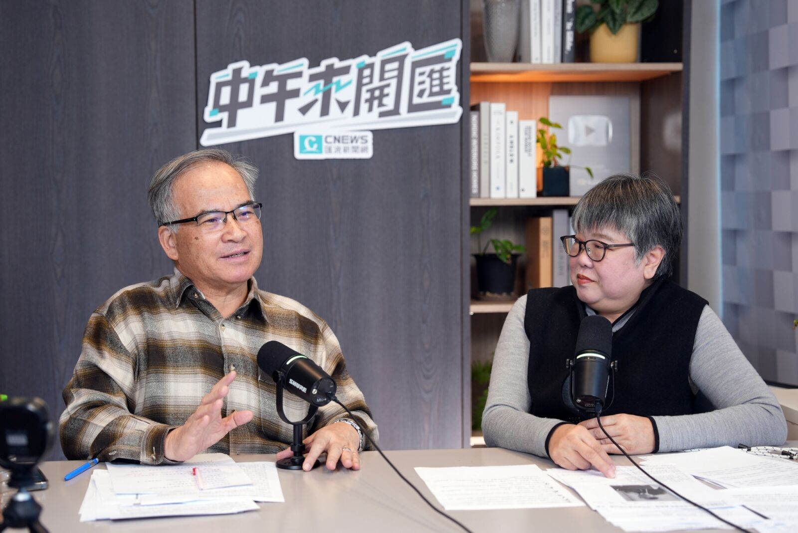 中午來開匯/林秉文、柯文哲案有差別待遇? 蘇煥智諷:檢方比較怕黑道 200 中午來開匯/林秉文、柯文哲案有差別待遇? 蘇煥智諷:檢方比較怕黑道 199