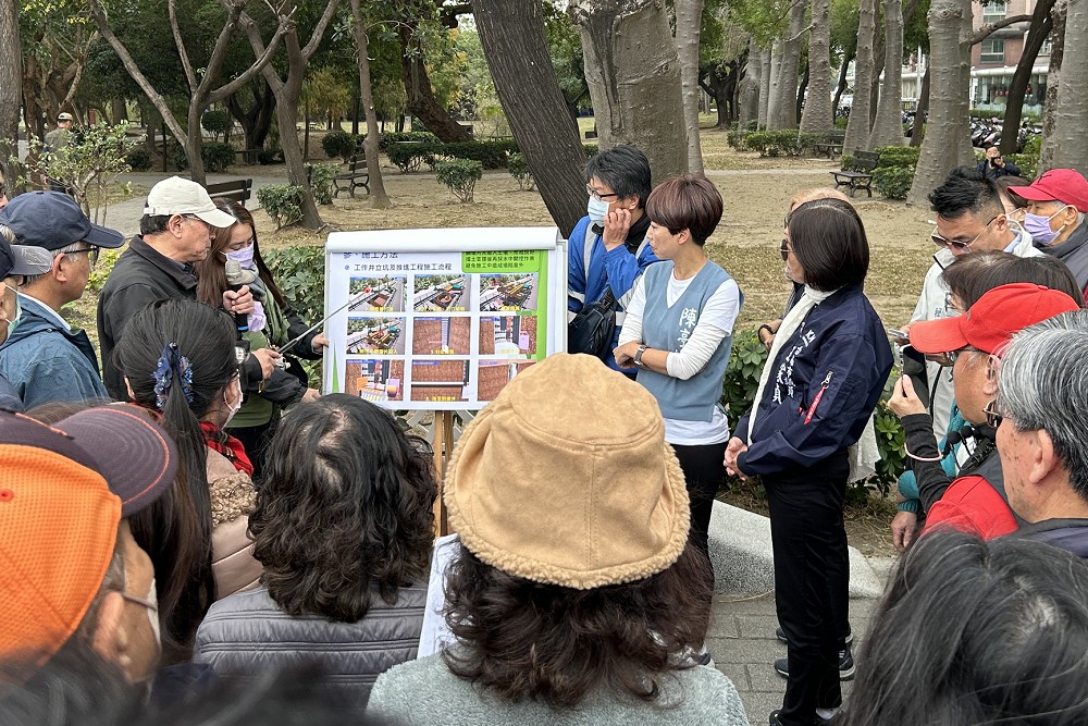 民眾憂中華東路污水下水道工程 陳亭妃會勘確保安全 206 民眾憂中華東路污水下水道工程 陳亭妃會勘確保安全 205