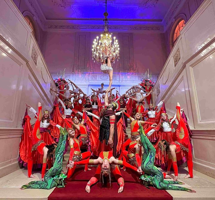香港「國泰新春國際匯演之夜」大年初一晚間登場 55組表演團體及花車 旅客沿遊行路線免費觀賞