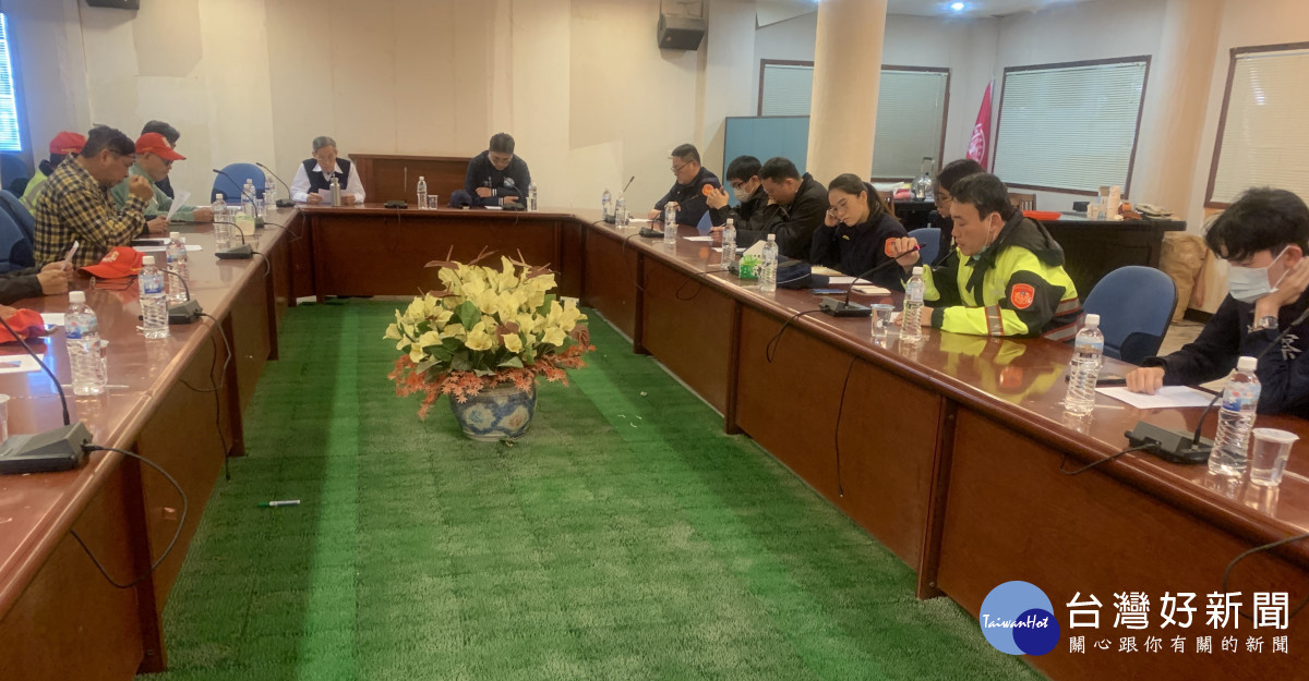 龜山分局攜手多方，共議春節交通紓解策略。