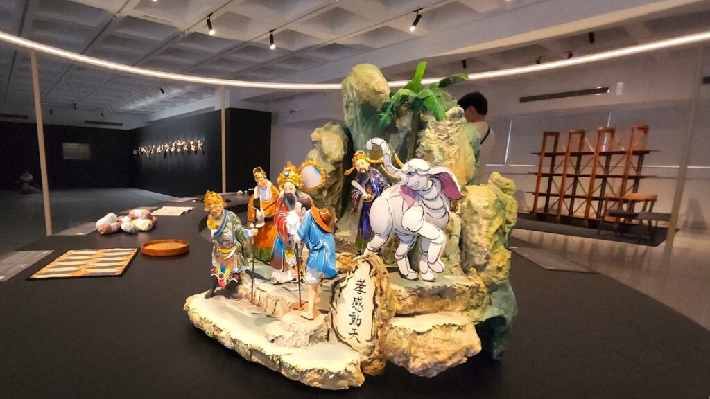 《造物星圖:工藝青年朝向自我實現的職人軌道》特展,透過策展題及自選題的雙重方向,重現工藝家的樣態。(圖/陳惠玲攝影)