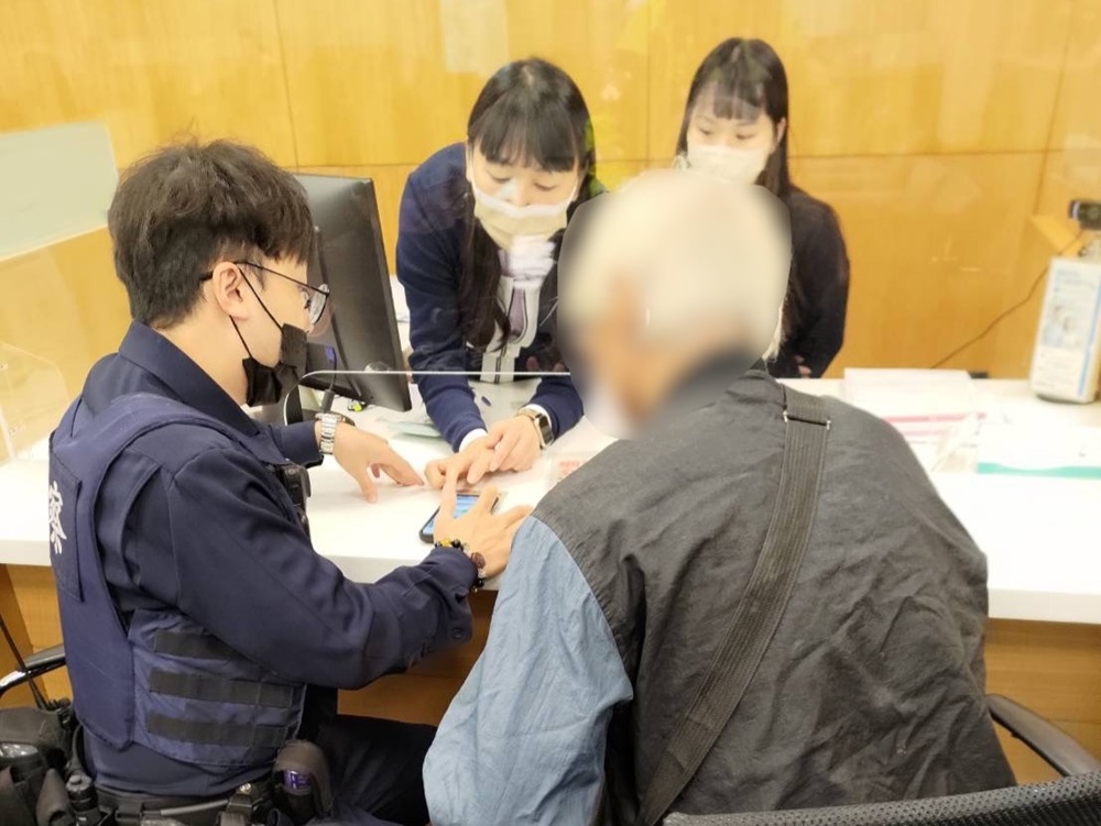 癡戀網路女險匯10萬元 警刪line斬假桃花 224 cnews204250115a06