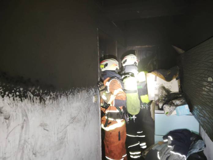 社區大樓火警15人一度受困 桃消平鎮分隊成功疏散600人 66 S 13615766