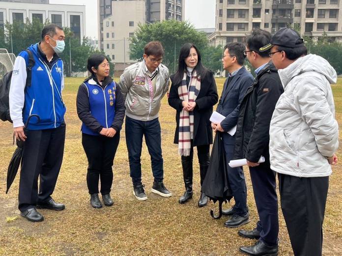 萬美玲爭取教育部補助 桃園中路足球場將斥資7500萬整建 71 2110993 0