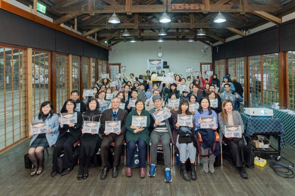 司法院與未來親子共同舉辦的《說出心裡話》新書發表會，來賓與小讀者們一同見證這本溫暖且具教育意義的繪本正式問世。